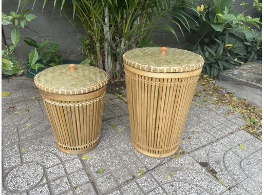 Sọt rác tre có nắp