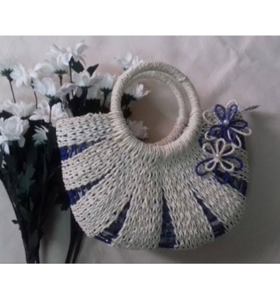 GIỏ lá buông trắng xanh 2 hoa